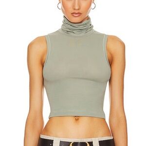 Helsa crop turtle neck tank worn once